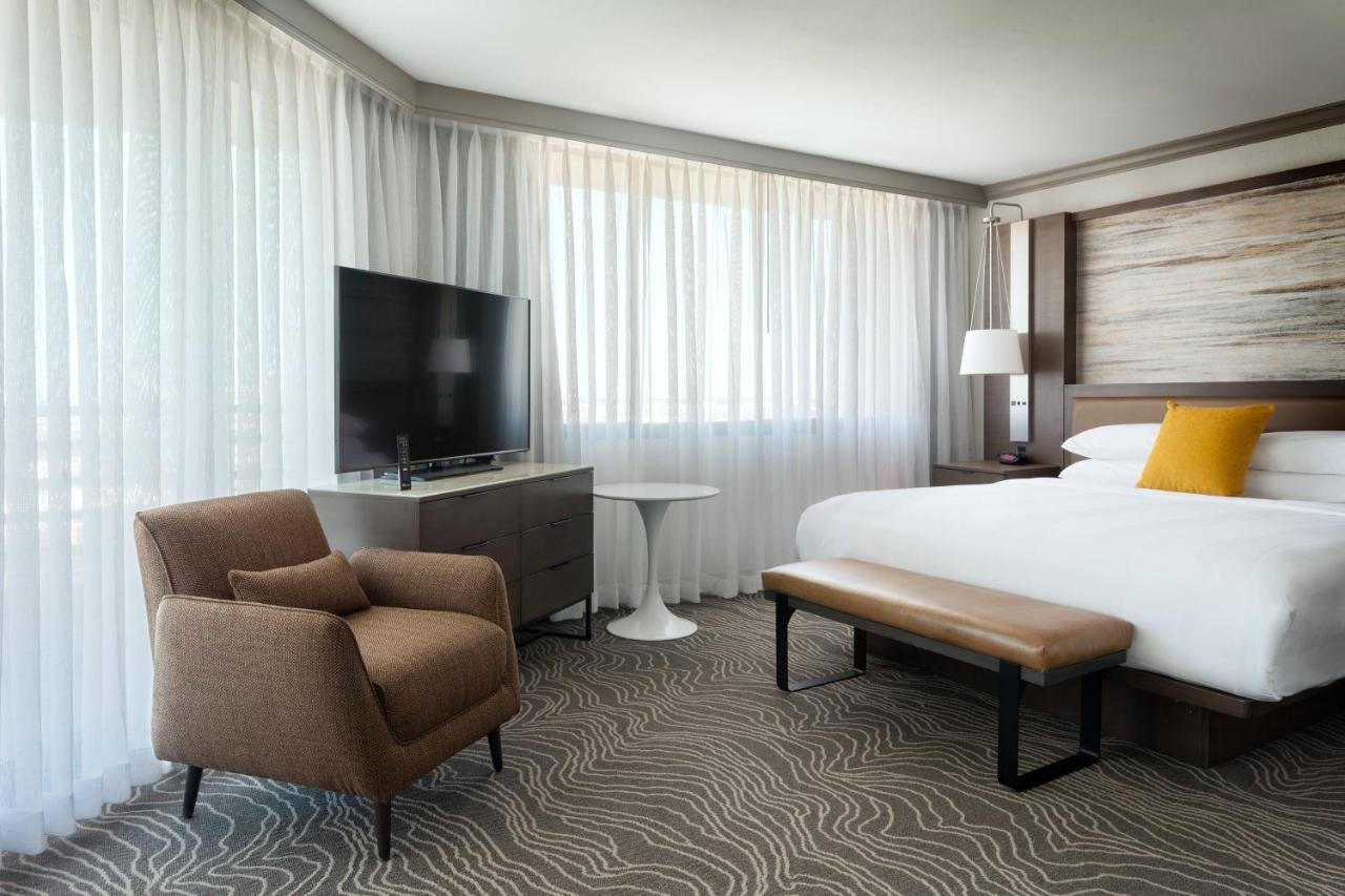 Marriott Tampa Westshore Exterior photo